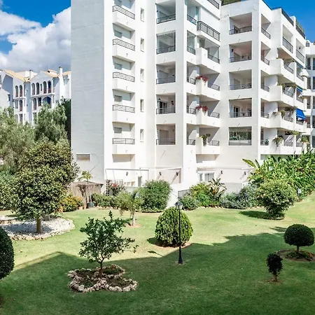 Apartment By Riva - Exclusive, Contemporary In Puerto Banus Gardens