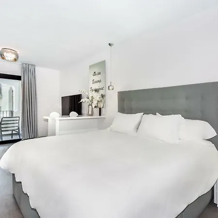 Lejlighed By Riva - Exclusive, Contemporary In Puerto Banus Gardens *