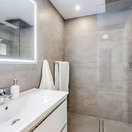 By Riva - Exclusive, Contemporary In Puerto Banus Gardens Марбелья