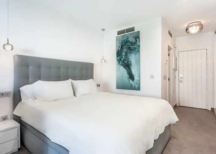 Apartment By Riva - Exclusive, Contemporary In Puerto Banus Gardens *